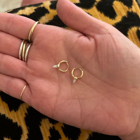 Maria Tash 6.5mm Opal Spike Hoop - Picture 3 of 4